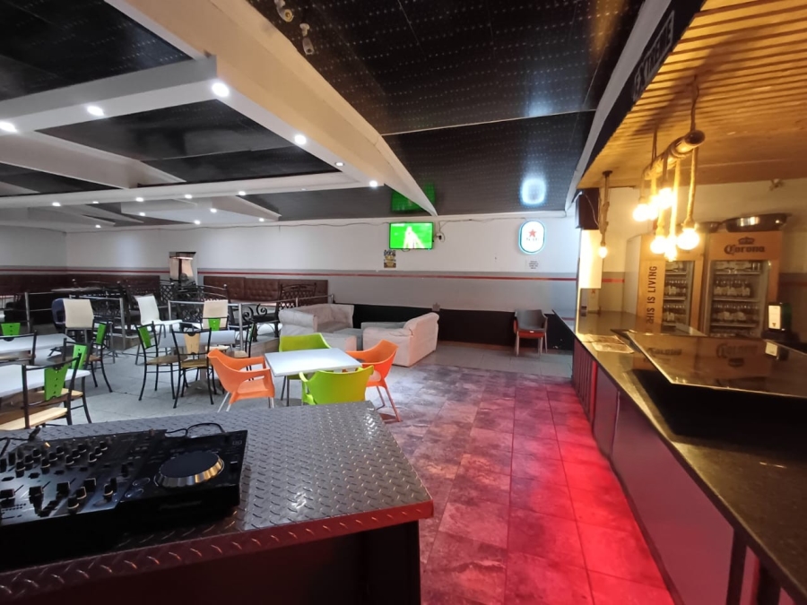 Commercial Property for Sale in Ikageng North West